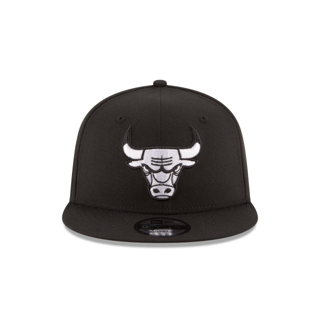 New Era Chicago Bulls Basic 9FIFTY Snapback Hat - View 4