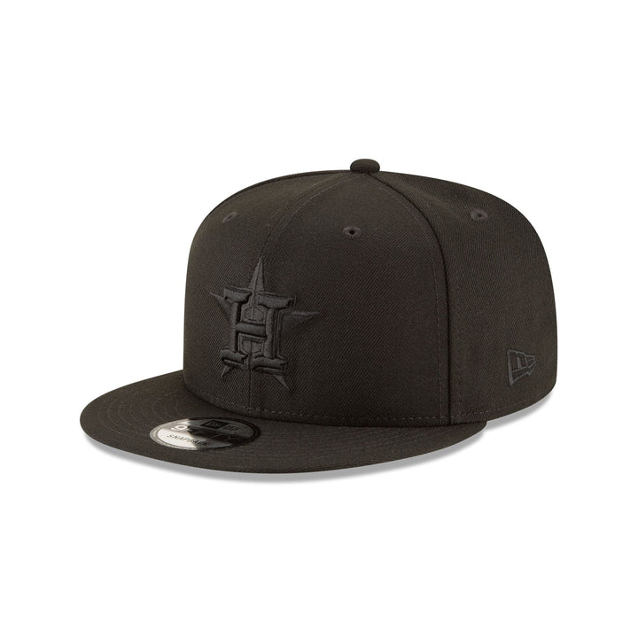 New Era Houston Astros Black on Black 9FIFTY Snapback Hat - View 1