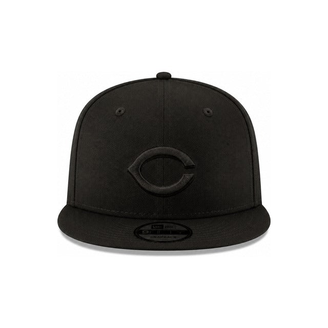 Cincinnati Reds Black on Black 9FIFTY Snapback Hat - Black