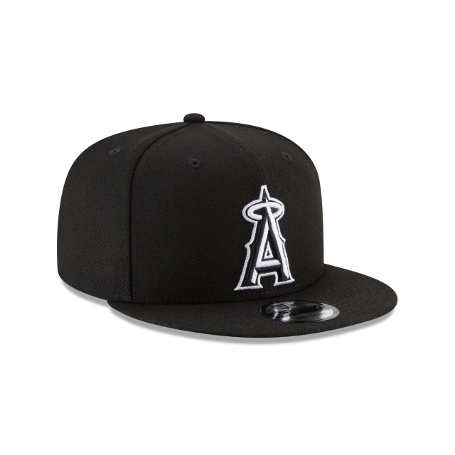 New Era Los Angeles Angels Black &amp; White 9FIFTY Snapback Hat - View 3