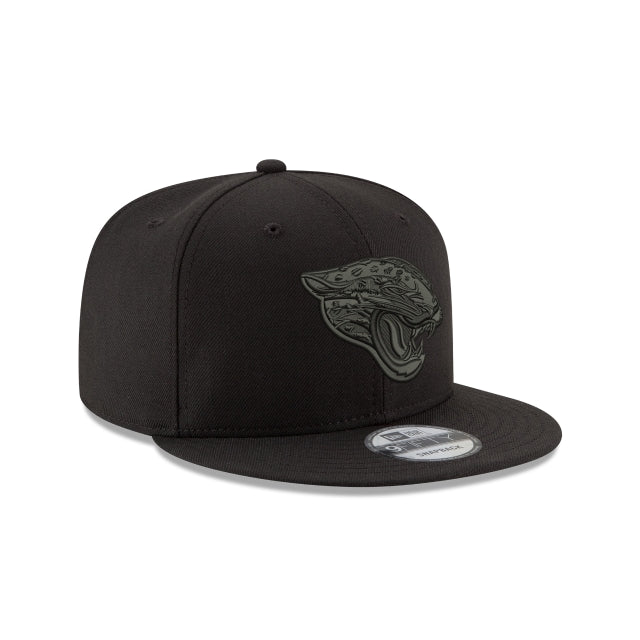 New Era Jacksonville Jaguars Black on Black 9FIFTY Snapback Hat - View 2
