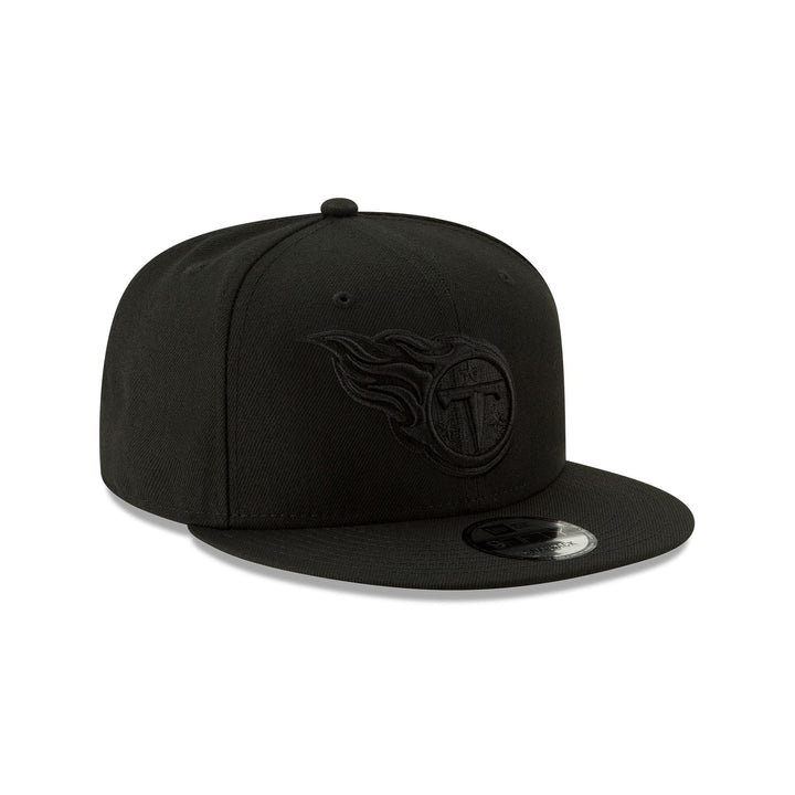 New Era Tennessee Titans Black on Black 9FIFTY Snapback Hat - View 3