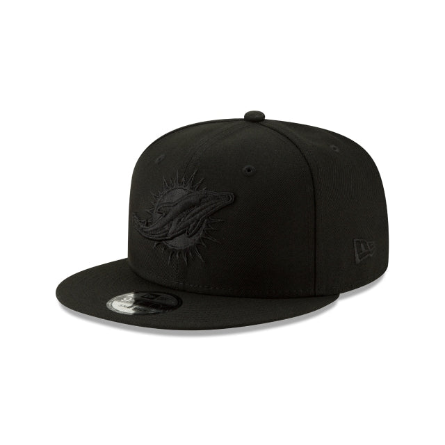 New Era Miami Dolphins Black on Black 9FIFTY Snapback Hat - View 1
