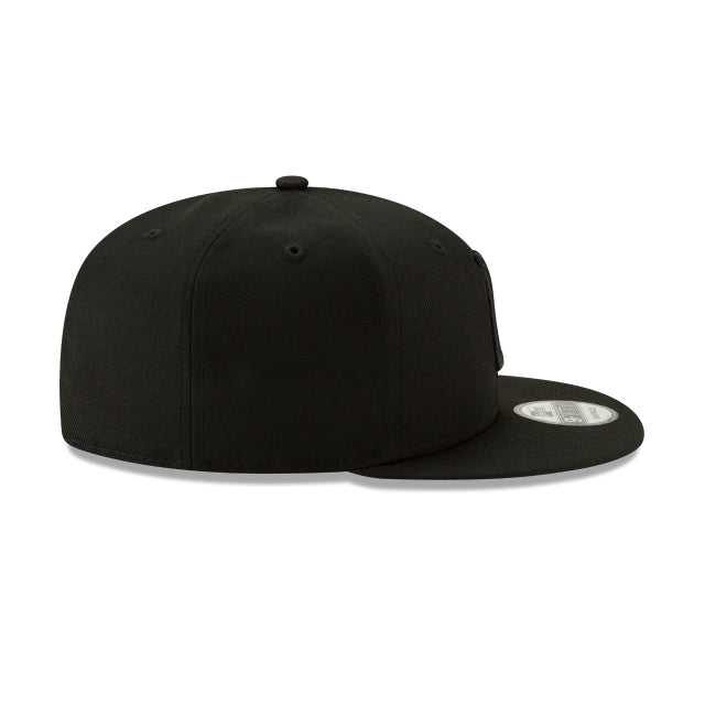 New Era Indianapolis Colts Black on Black 9FIFTY Snapback Hat - View 2