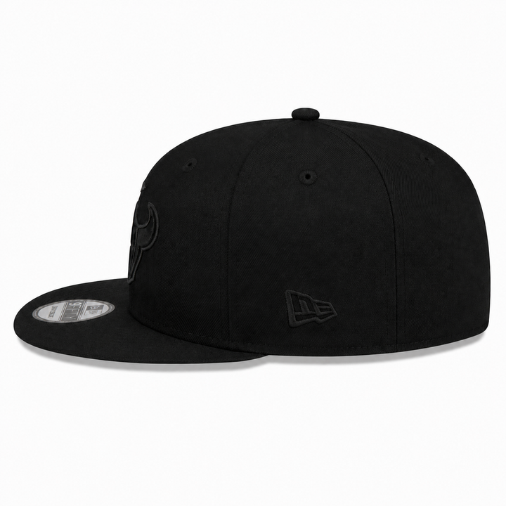 New Era Houston Texans Black on Black 9FIFTY Snapback Hat - Black