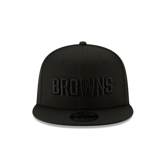 New Era Cleveland Browns Black on Black 9FIFTY Snapback Hat - View 4