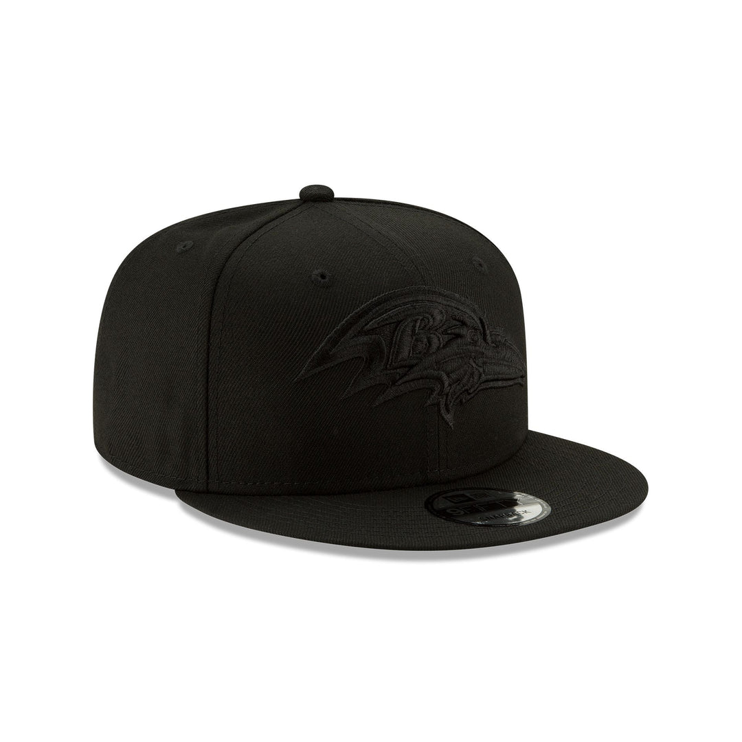 New Era Baltimore Ravens Basic Black on Black 9FIFTY Snapback Hat - View 3