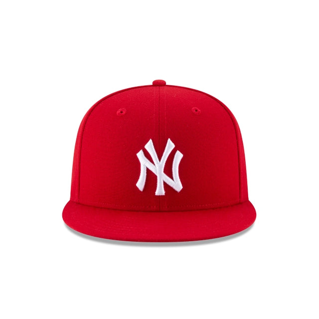 New Era New York Yankees Basic 9FIFTY Snapback Hat - View 4