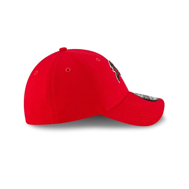Tampa Bay Buccaneers Classic 39THIRTY Stretch Fit Hat - Red / Team Colors
