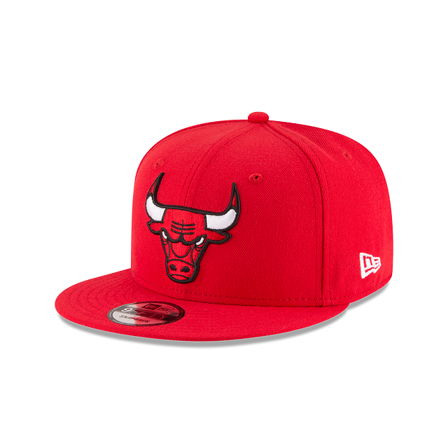 New Era Chicago Bulls Basic 9FIFTY Snapback Hat - View 1