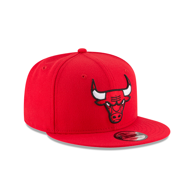 New Era Chicago Bulls Basic 9FIFTY Snapback Hat - View 3