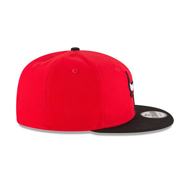 New Era Chicago Bulls Two Tone 9FIFTY Snapback Hat - View 2
