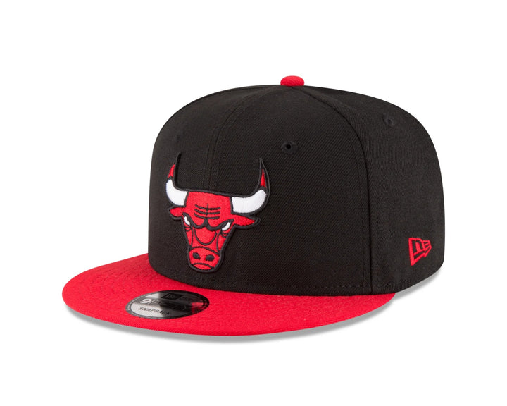 New Era Chicago Bulls Two Tone Black 9FIFTY Snapback Hat - Black