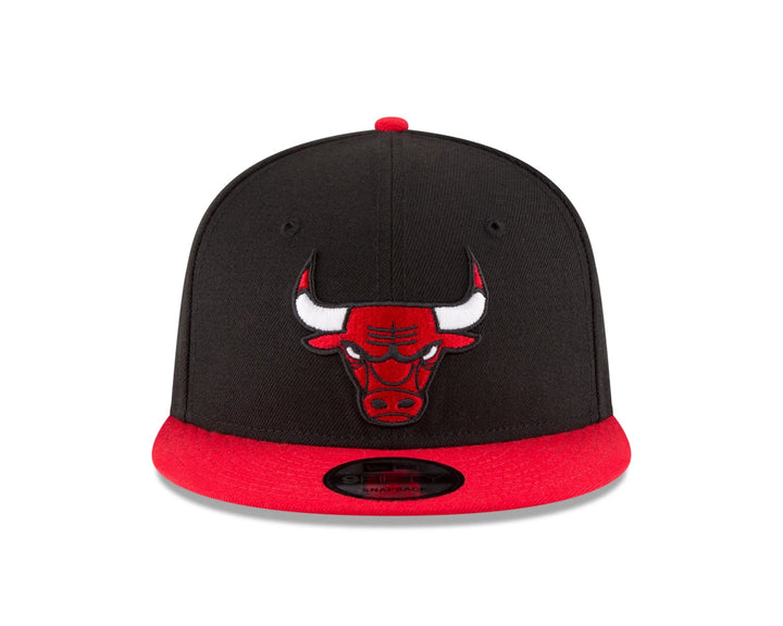 New Era Chicago Bulls Two Tone Black 9FIFTY Snapback Hat - Black