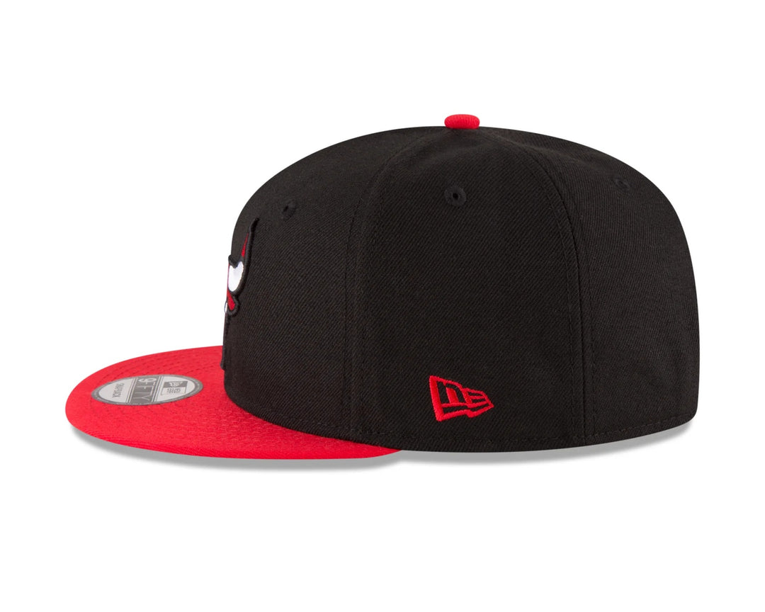 New Era Chicago Bulls Two Tone Black 9FIFTY Snapback Hat - Black