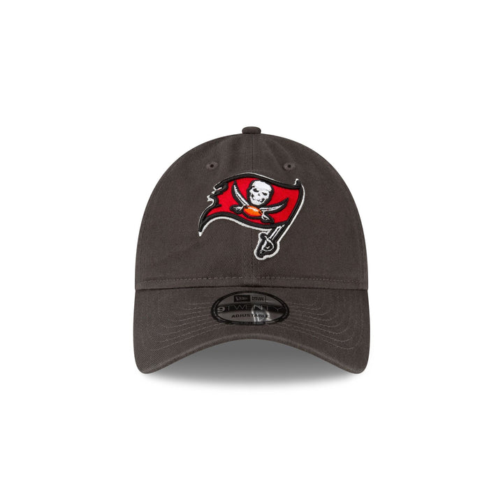 New Era Tampa Bay Buccaneers 9TWENTY Adjustable Hat - View 4