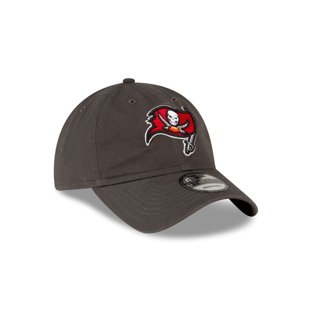 New Era Tampa Bay Buccaneers 9TWENTY Adjustable Hat - View 3