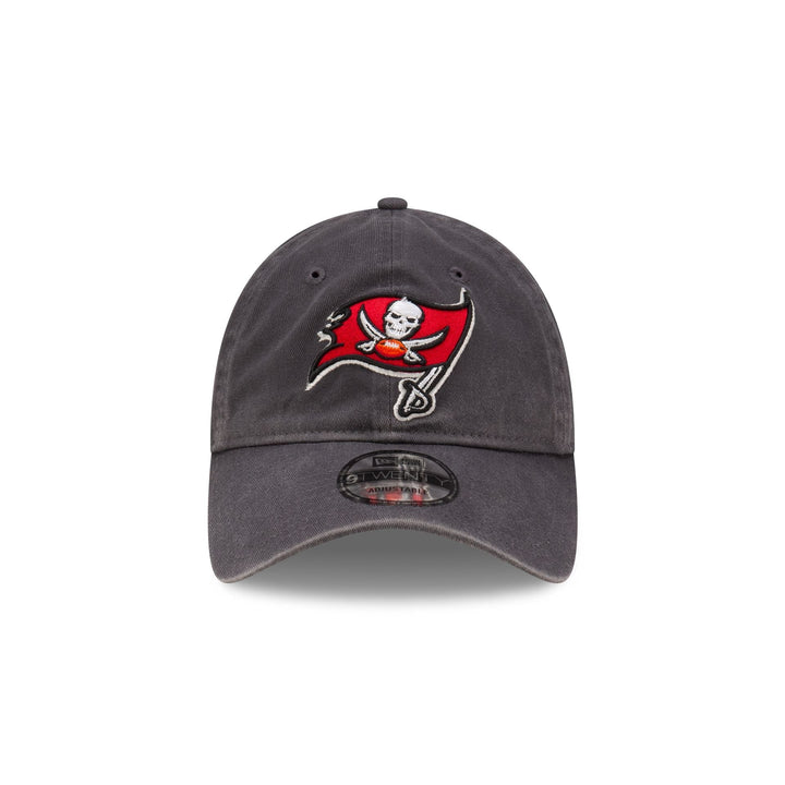 New Era Tampa Bay Buccaneers 9TWENTY Adjustable Hat - View 4