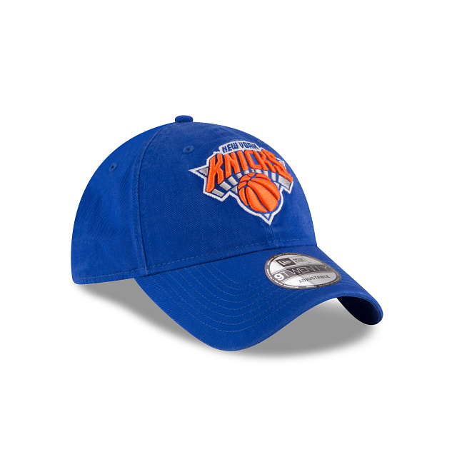 New Era New York Knicks 9TWENTY Adjustable Hat - View 3