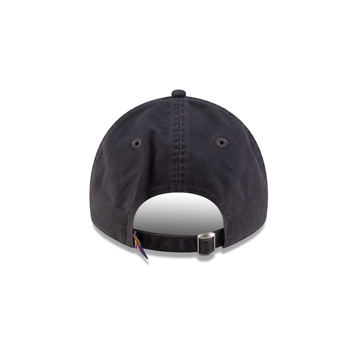 New Era Los Angeles Lakers 9TWENTY Adjustable Hat - View 2