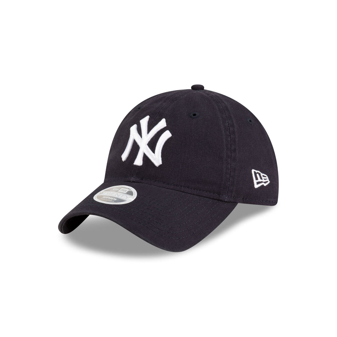 New Era New York Yankees 9TWENTY Adjustable Hat - View 1