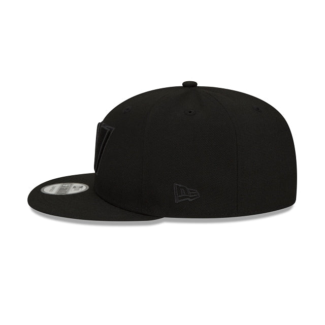 New Era Washington Commanders Black on Black 9FIFTY Snapback Hat - View 6