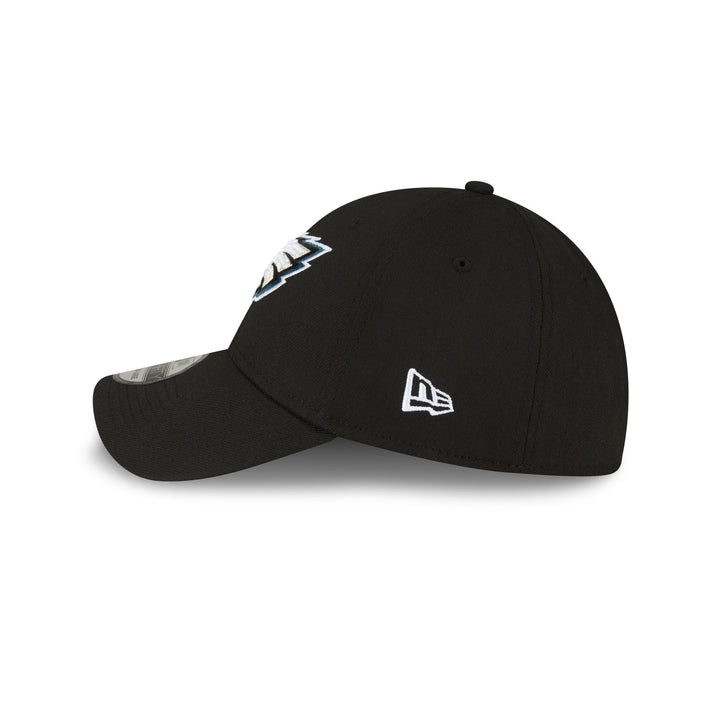 Philadelphia Eagles Classic 39THIRTY Stretch Fit Hat - Black / Team Colors