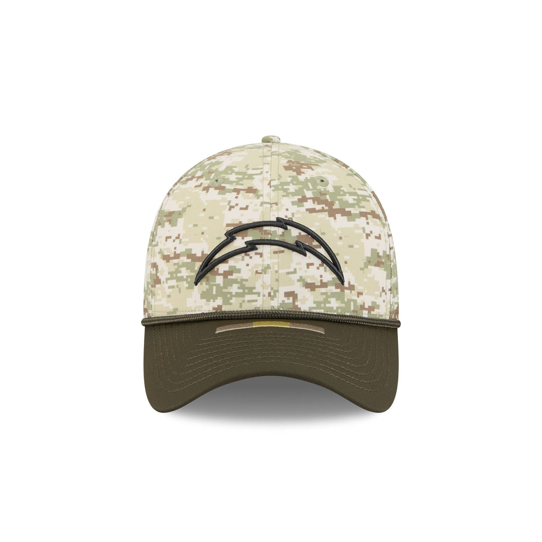 Los Angeles Chargers Salute to Service 39THIRTY Stretch Fit Hat - Camo
