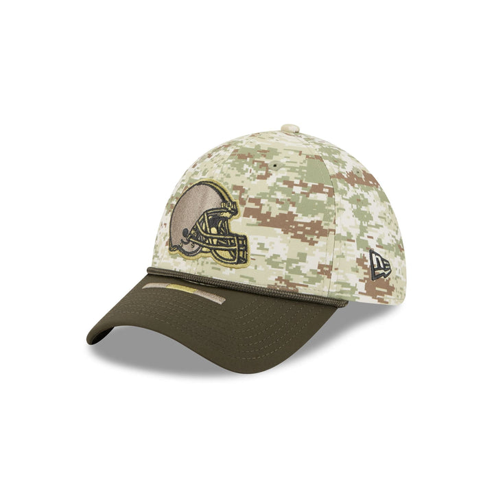 Cleveland Browns Salute to Service 39THIRTY Stretch Fit Hat - Camo