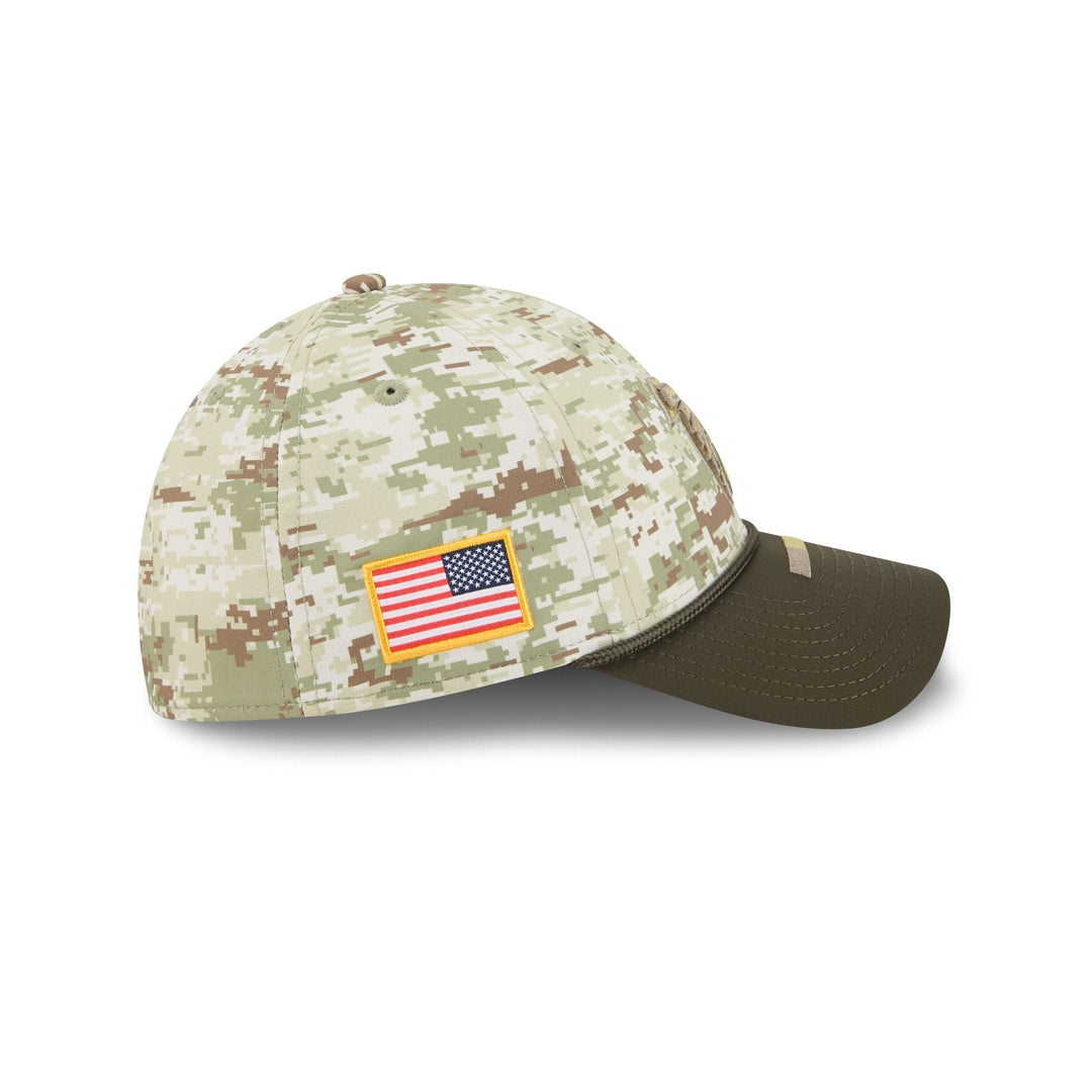 Atlanta Falcons Salute to Service 39THIRTY Stretch Fit Hat - Camo