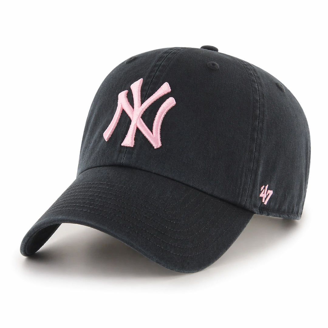 '47 Brand New York Yankees Clean Up Adjustable Hat - Black/Pink Logo