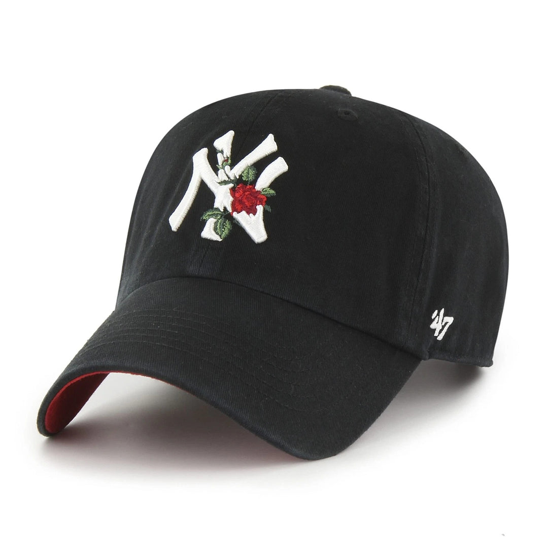 '47 Brand New York Yankees Clean Up Adjustable Hat - Black/Red Bottom
