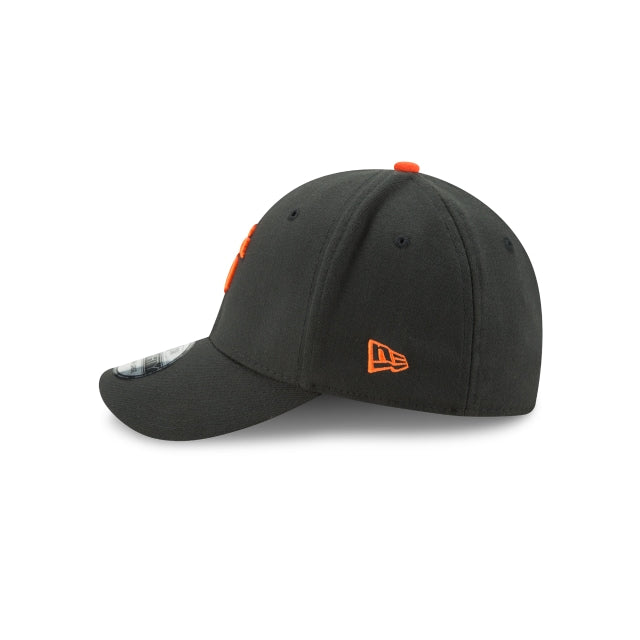 San Francisco Giants Classic 39THIRTY Stretch Fit Hat - Black / Orange Logo