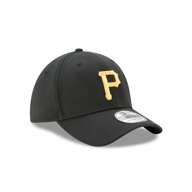 Pittsburgh Pirates Classic 39THIRTY Stretch Fit Hat - Black / Team Colors