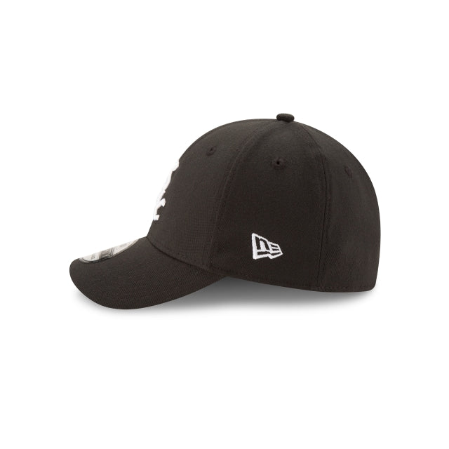 Chicago White Sox Classic 39THIRTY Stretch Fit Hat - Black