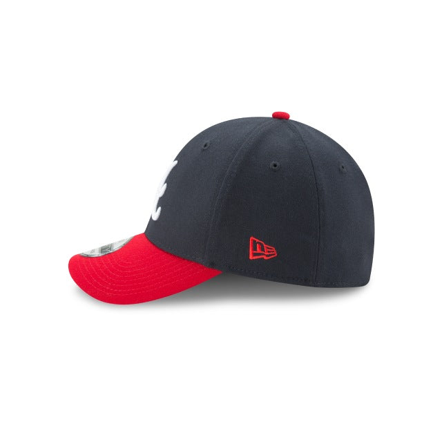 Atlanta Braves Classic Two-Tone 39THIRTY Stretch Fit Hat - Navy / Red