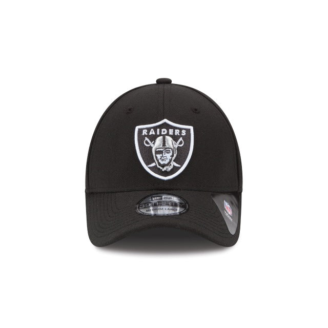 Las Vegas Raiders Classic 39THIRTY Stretch Fit Hat - Black / Team Colors